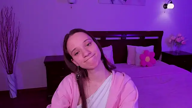 StaceySunny online show from 04.16.26