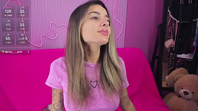 Snapshot of Jasmine_urPrincess chatting on 12.13.24 Jasmine urPrincess online show from 12.13.24