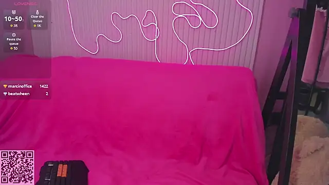 Snapshot of Jasmine_urPrincess chatting on 03.07.25 Jasmine urPrincess online show from 03.07.25