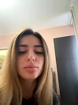 Snapshot of Jasmine_urPrincess chatting on 10.20.25 Jasmine urPrincess online show from 10.20.25