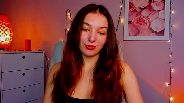Snapshot of Meagn_Extasy chatting on 02.04.25 Meagn Extasy online show from 02.04.25