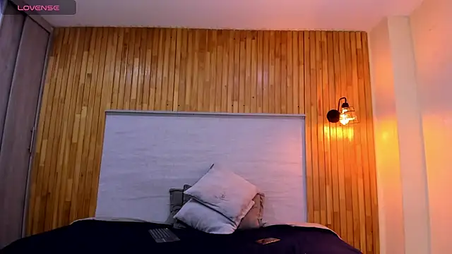 amelialeen7 online show from 01.31.25