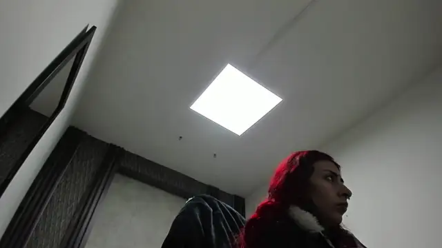 selene red  online show from 03.06.26