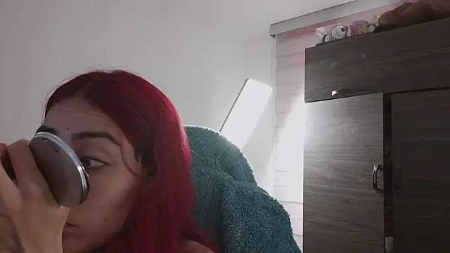 Snapshot of selene_red_ chatting on 07.14.26 selene red online show from 07.14.26