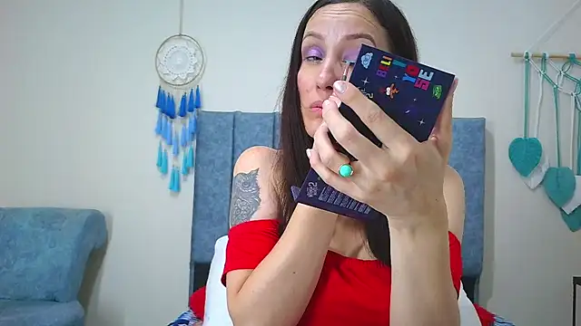 Snapshot of IberianMoonMK chatting on 11.07.25 IberianMoonMK online show from 11.07.25