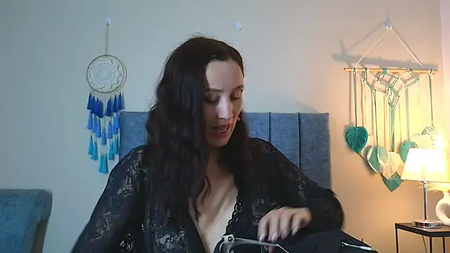 Snapshot of IberianMoonMK chatting on 11.09.25 IberianMoonMK online show from 11.09.25