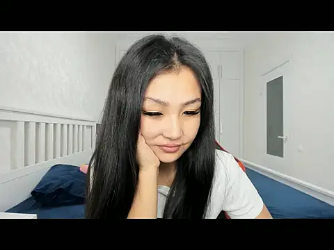 Snapshot of Missykitty01 chatting on 10.25.25 Missykitty01 online show from 10.25.25