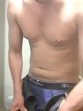 Snapshot of theDemente18 chatting on 10.28.25 theDemente18 online show from 10.28.25