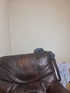 Snapshot of theDemente18 chatting on 11.03.25 theDemente18 online show from 11.03.25