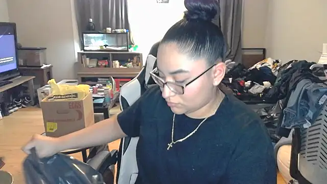 Elliewgfs online show from 03.13.25