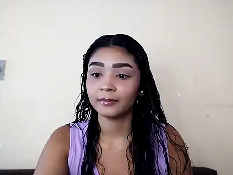 Snapshot of heleny901 chatting on 01.22.25 heleny901 online show from 01.22.25