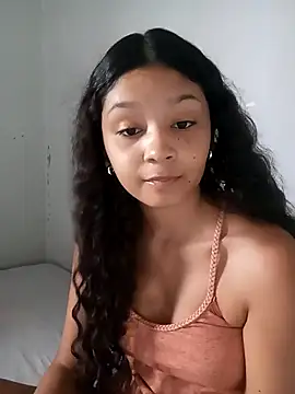 Snapshot of heleny901 chatting on 10.27.25 heleny901 online show from 10.27.25