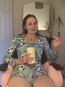 Snapshot of Littlelolo60 chatting on 01.20.25 Littlelolo60 online show from 01.20.25