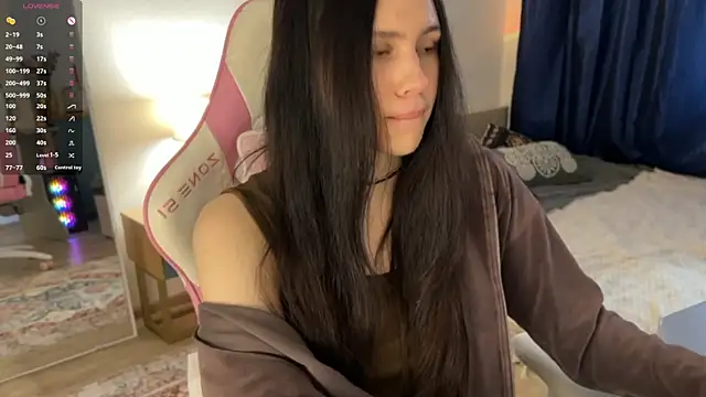 jennetdoll online show from 03.04.25