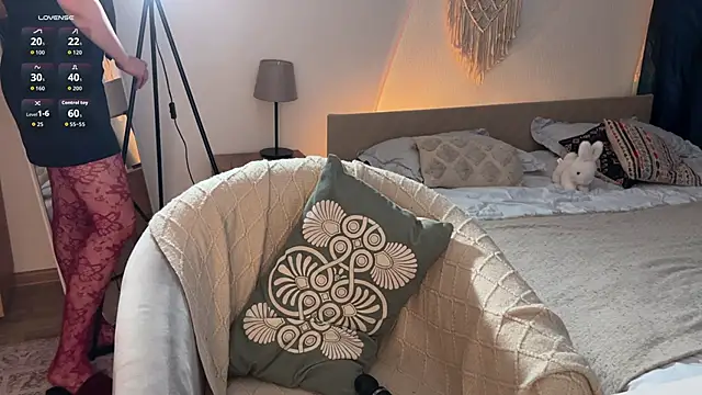 jennetdoll online show from 10.06.25