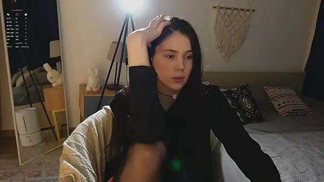 jennetdoll online show from 11.26.25