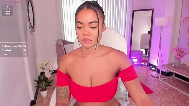 Snapshot of madisson_davon chatting on 03.20.25 madisson davon online show from 03.20.25