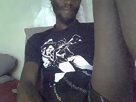 Snapshot of Delicious-D chatting on 02.21.25 Delicious-D online show from 02.21.25
