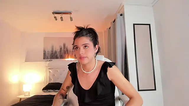 NoahCasstro online show from 01.05.25