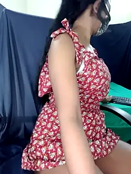 Midnight Blossom online show from 02.18.25