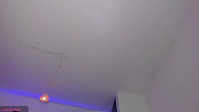 Scarlett 811 online show from 04.21.26