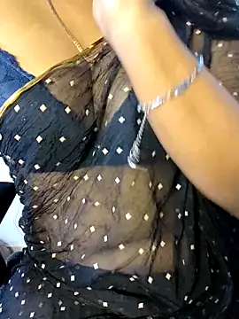 VR here 4U online show from 12.17.25