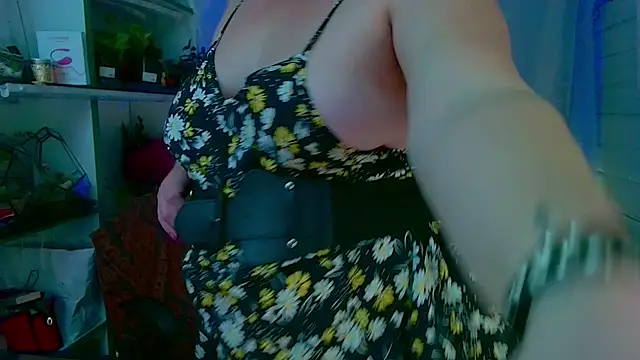 Snapshot of _Cloud_Atlas_ chatting on 01.26.25 Cloud Atlas online show from 01.26.25