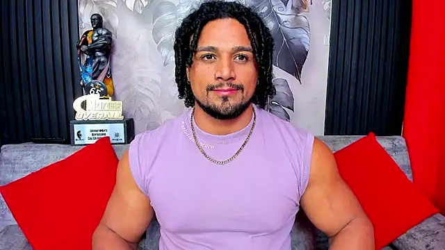 Snapshot of MikeEstevess chatting on 03.14.26 MikeEstevess online show from 03.14.26