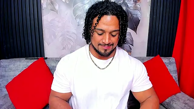 Snapshot of MikeEstevess chatting on 03.22.26 MikeEstevess online show from 03.22.26