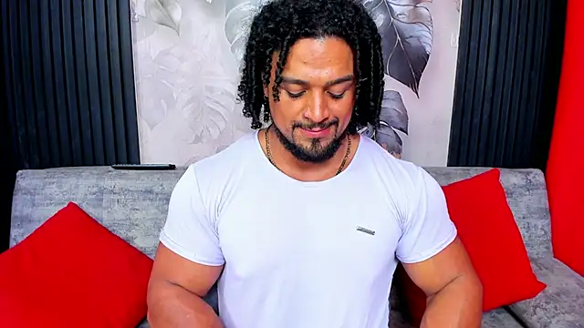 Snapshot of MikeEstevess chatting on 04.05.26 MikeEstevess online show from 04.05.26