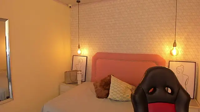 Kittytimberlake online show from 10.24.25