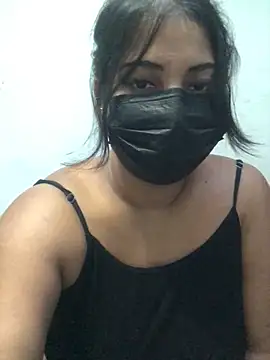 Snapshot of NOORA-GIRL chatting on 01.26.25 NOORA-GIRL online show from 01.26.25