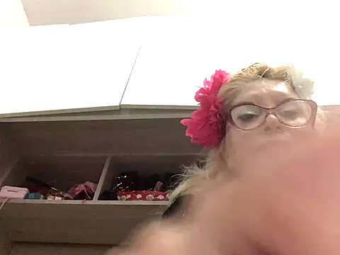 Snapshot of manyaporno chatting on 12.04.24 manyaporno online show from 12.04.24