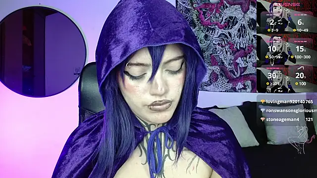 Snapshot of LilithMadness chatting on 01.18.25 LilithMadness online show from 01.18.25