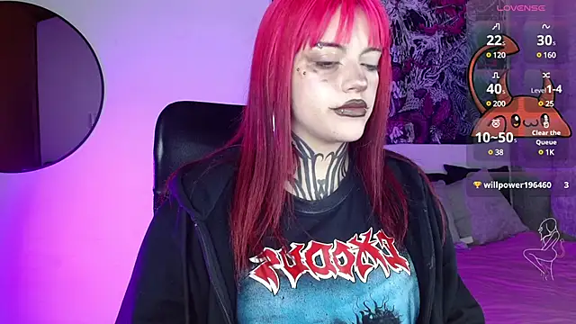 Snapshot of LilithMadness chatting on 01.23.25 LilithMadness online show from 01.23.25