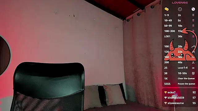 Snapshot of LilithMadness chatting on 03.09.25 LilithMadness online show from 03.09.25