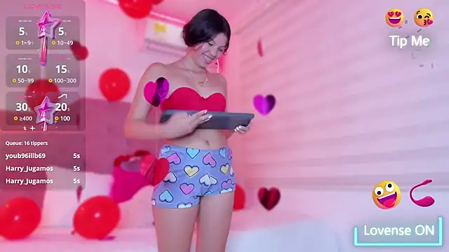 Snapshot of ISA__CUTEE chatting on 02.14.25 ISA CUTEE online show from 02.14.25