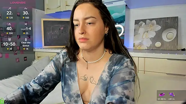 Snapshot of Kruela_Eva chatting on 11.11.25 Kruela Eva online show from 11.11.25