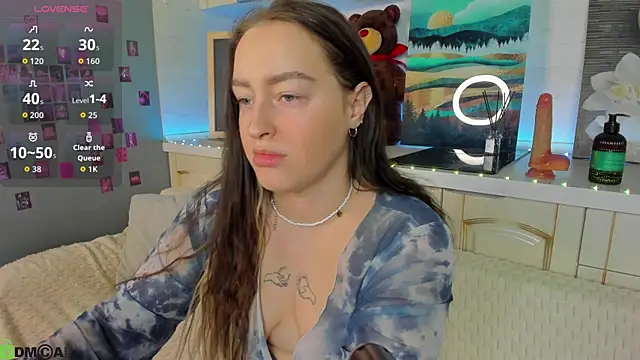 Snapshot of Kruela_Eva chatting on 12.13.25 Kruela Eva online show from 12.13.25