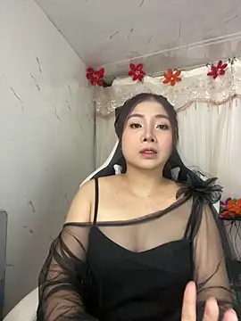 MiMi 0293 online show from 10.17.25