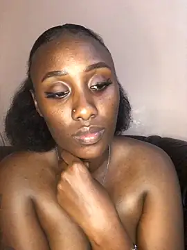 Snapshot of Lola_kims chatting on 01.18.25 Lola kims online show from 01.18.25