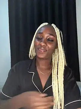 Snapshot of Lola_kims chatting on 02.14.25 Lola kims online show from 02.14.25