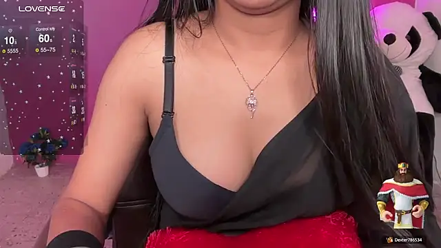 Snapshot of ridhima_ranii chatting on 12.15.24 ridhima ranii online show from 12.15.24