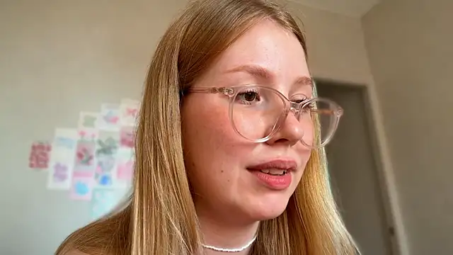 HoneyAudrey online show from 06.26.26