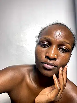 Curvixx online show from 12.14.25