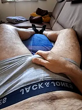 oldermanforwomen online show from 03.17.25