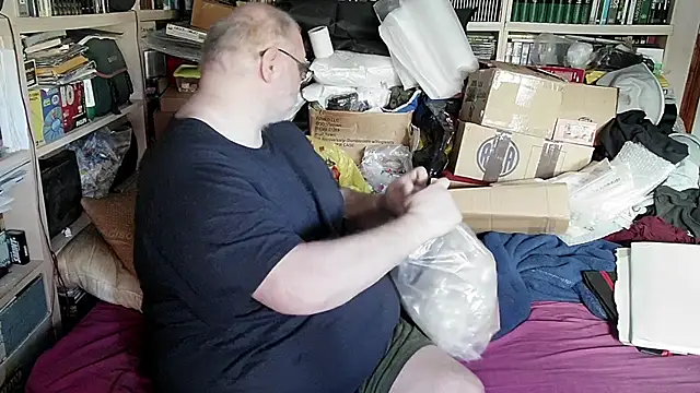 hadeszeuss2 online show from 02.14.25