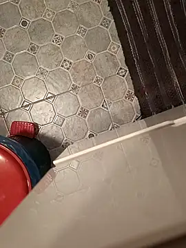 bisstinho18 online show from 02.12.25