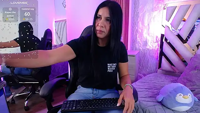 Camille jhonson online show from 02.01.26