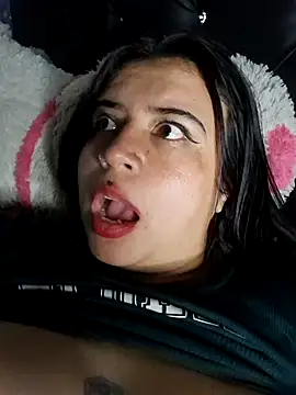 Devilsweet17 online show from 01.12.25